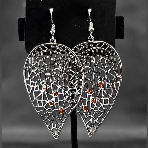 💛'Seasonal Showcase' - Yellow & Silver Leaf Earrings - Paparazzi Accessories💛 - Picture 1 of 4